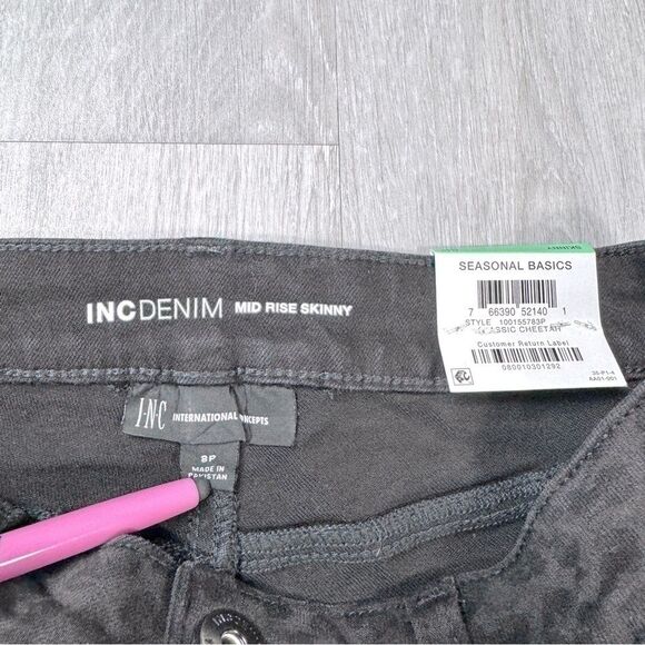 INC International Concepts Women's Petite Black Leopard Mid Rise Skinny Jeans 8P - Picture 4 of 4